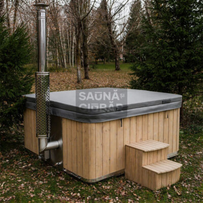 Ciubăr pătrat din fibră de sticlă (încălzitor integrat) 220×220